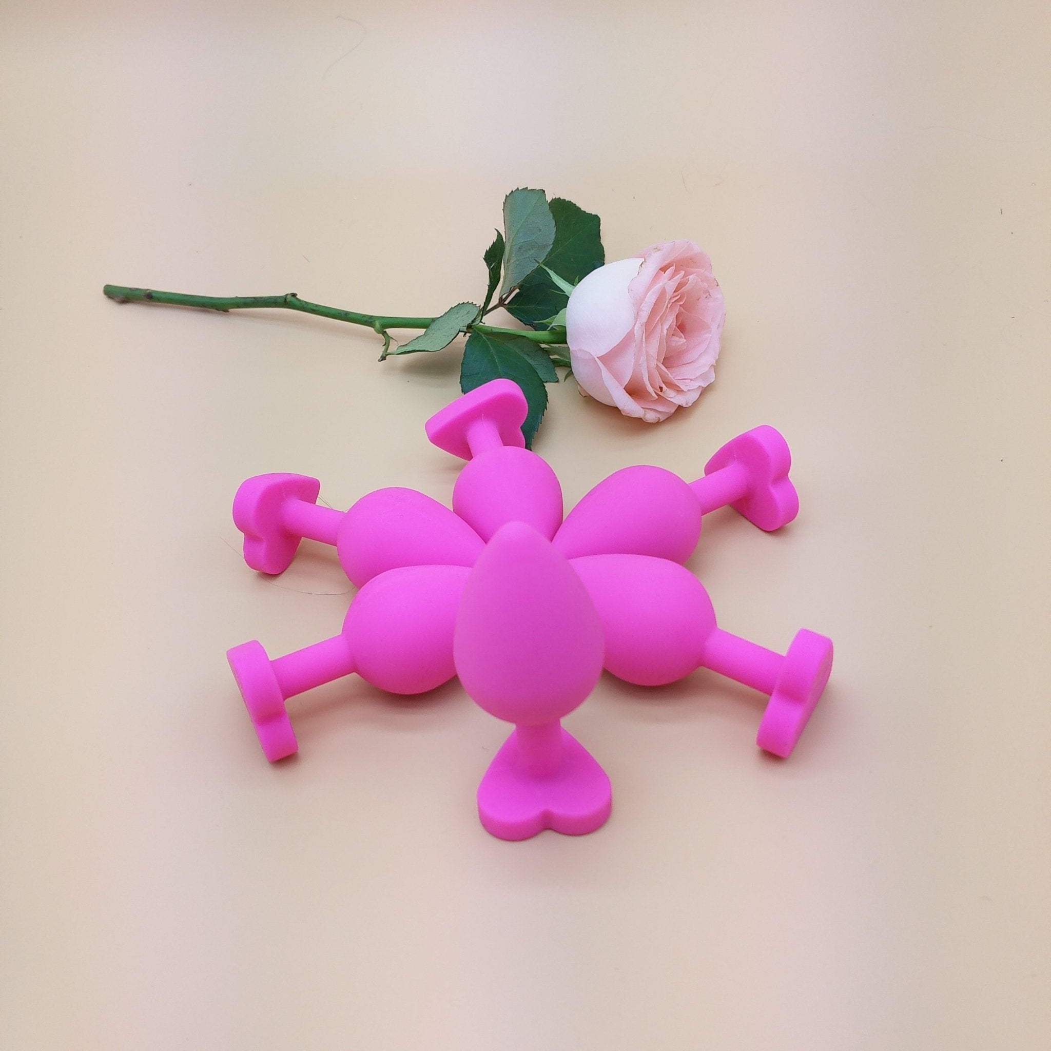 Heart Silicone Anal Plug - Lovetoys wholesales shop
